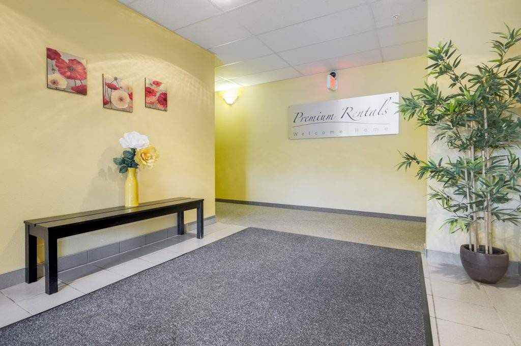 Paragon Apartments - Photo 2 of 5