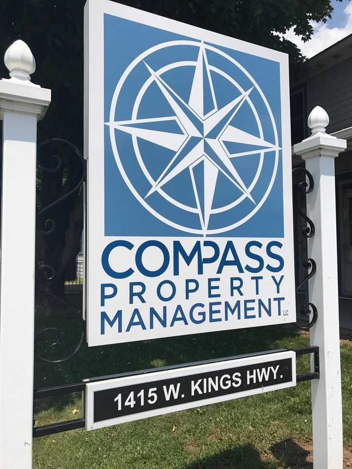 1411 W Kings Hwy - Photo 2 of 17