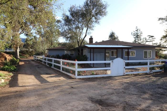 16520 Green Valley Truck Trail - Photo 2 of 37