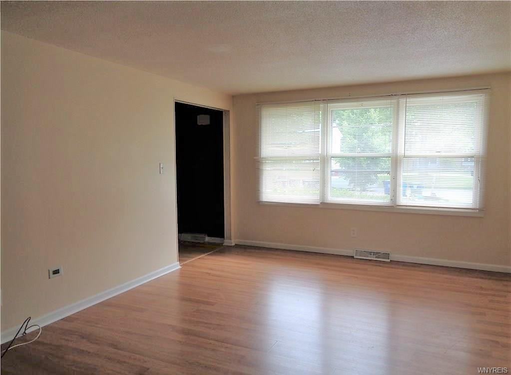 88 Pheasant Run Rd - Photo 3 of 20