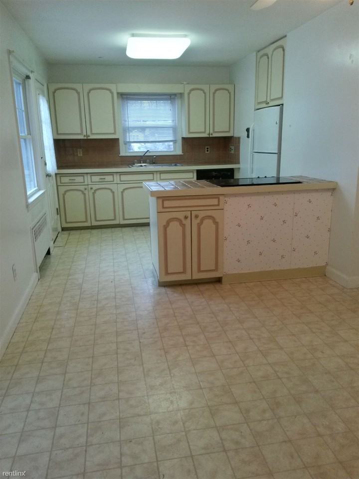 Applebee Rd - Photo 2 of 11