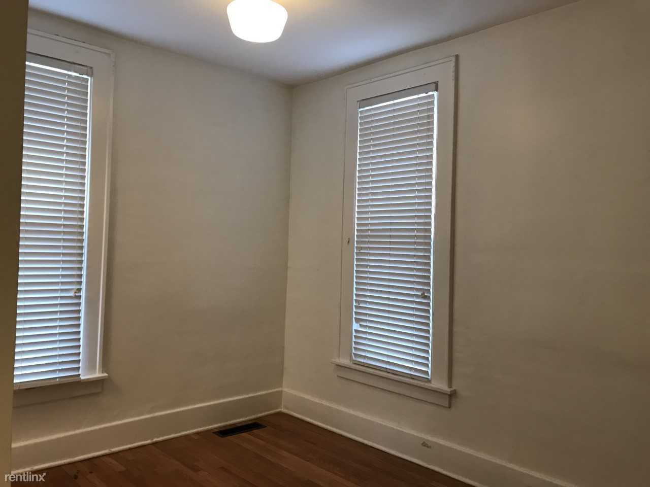 611 S West St - Photo 2 of 5