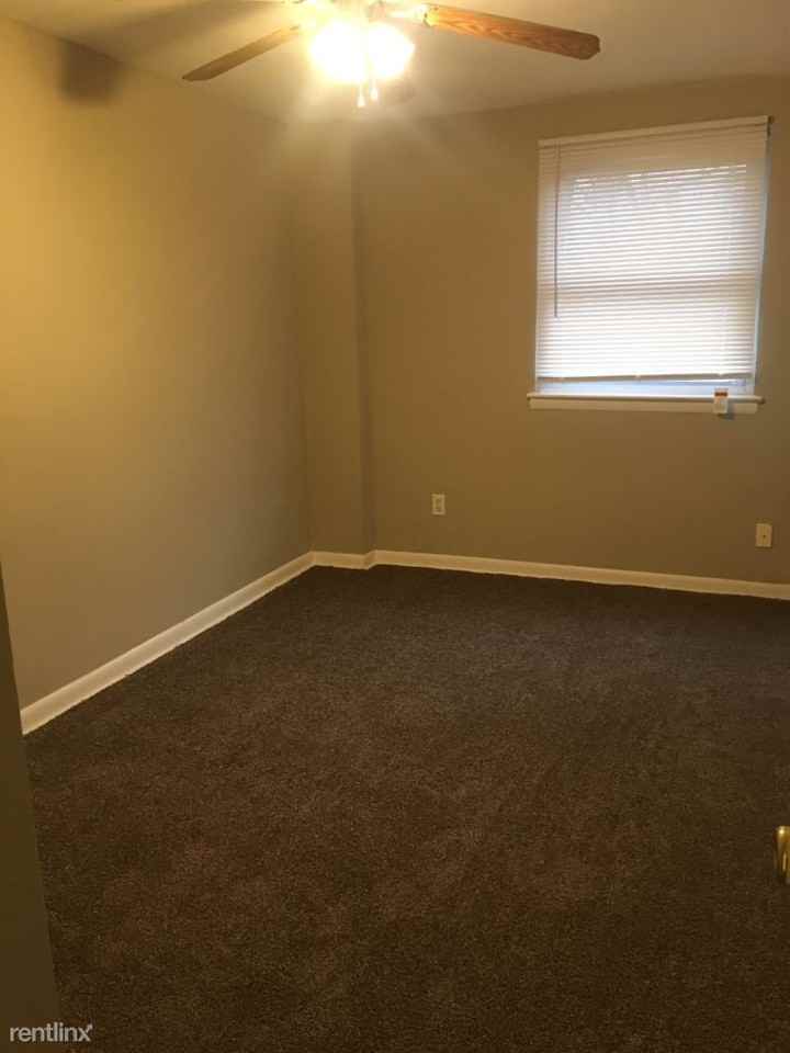 2313 Delmar Dr - Photo 2 of 20