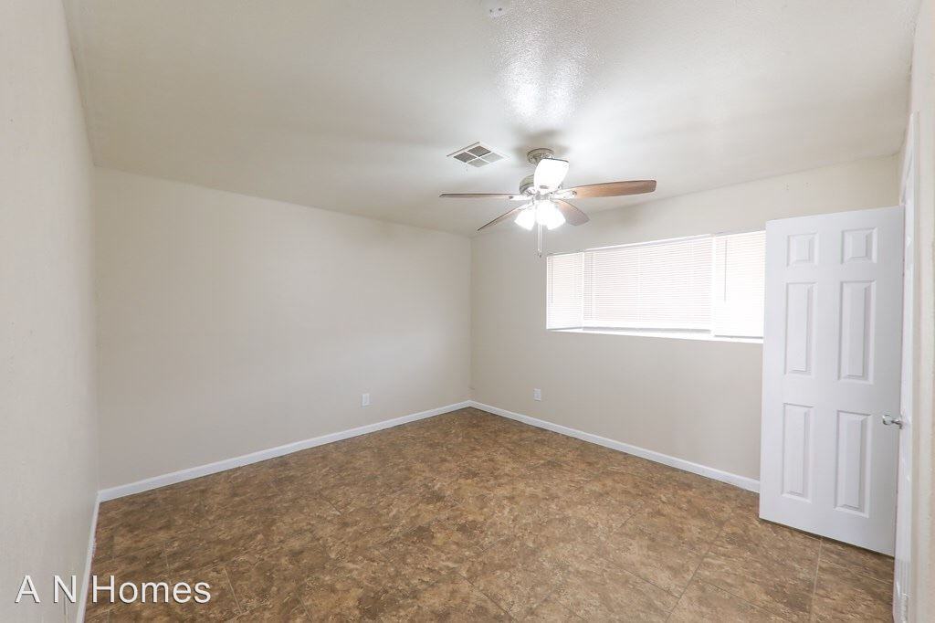 1702 Mc Donald St - Photo 3 of 8