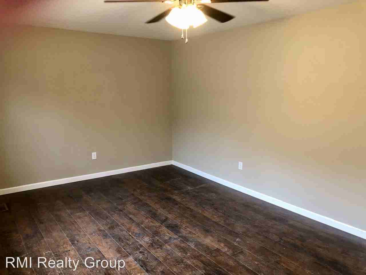 240 Sellers Rd - Photo 3 of 9