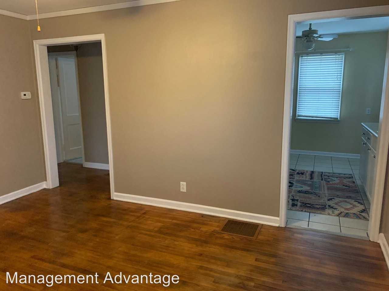 1923 Maple St - Photo 3 of 8