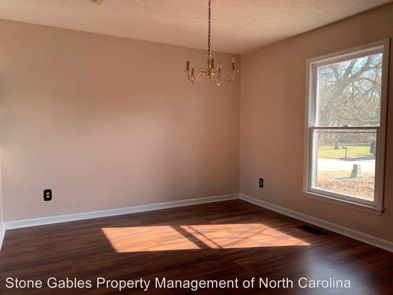 677 Prestige Blvd - Photo 3 of 12