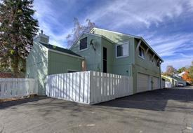 108 Marina Dr N - Photo 2 of 9