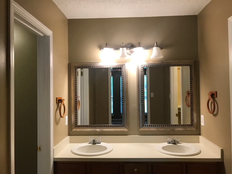 1673 Aden Rd - Photo 2 of 2