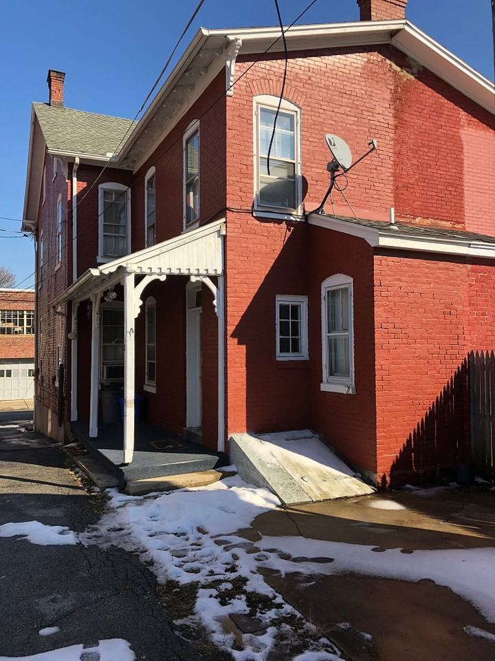 20 S Hull St - Photo 3 of 14