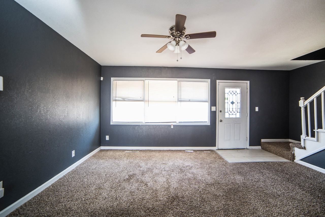 8604 Corrington Ave - Photo 2 of 17