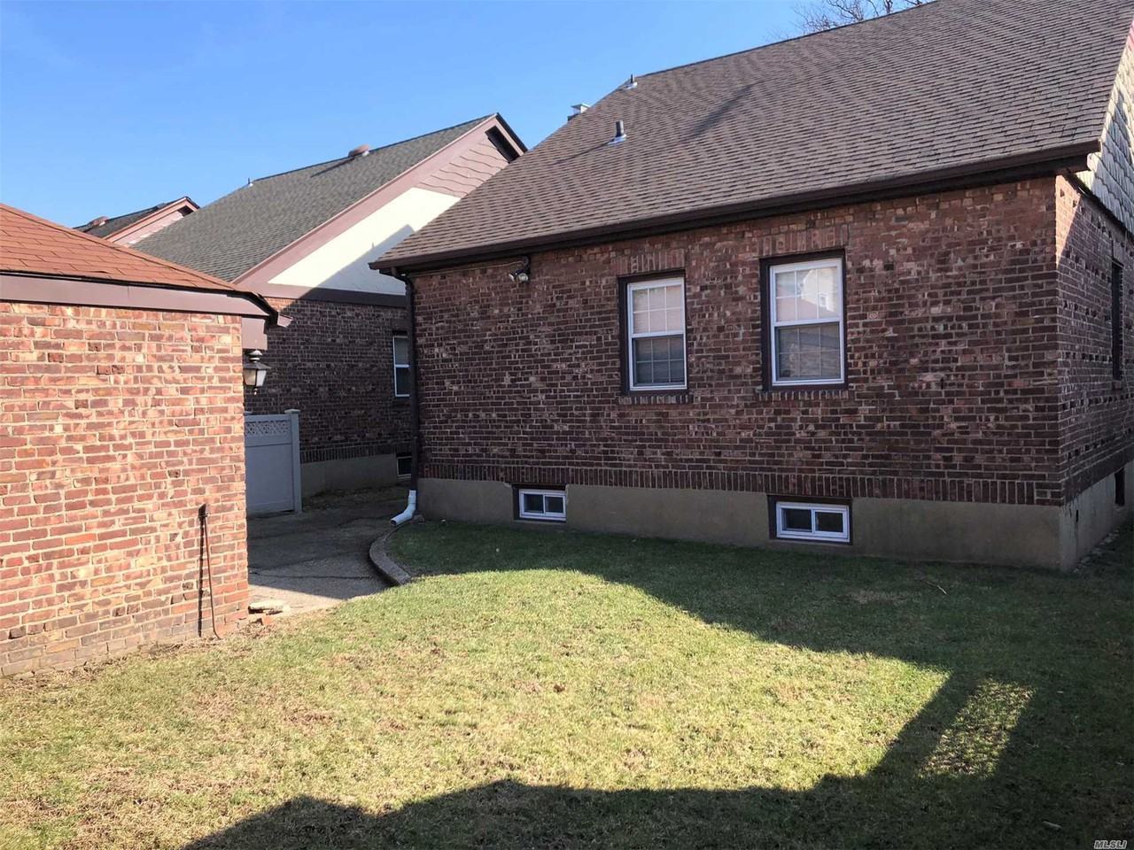 111 3rd St - Photo 3 of 20