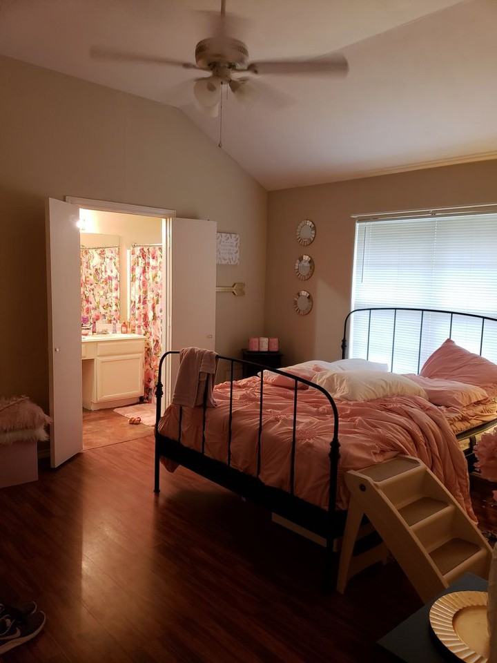 806 Kalanchoe Ct - Photo 2 of 4