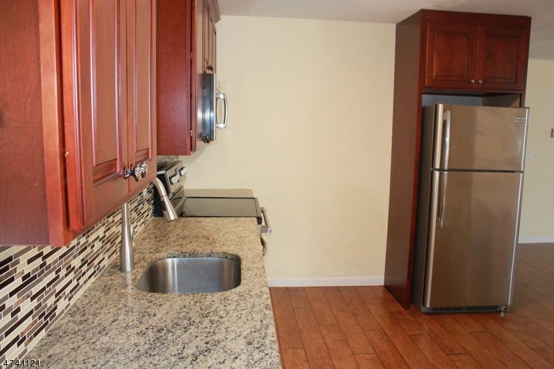 31 Berkshire Valley Rd - Photo 3 of 11