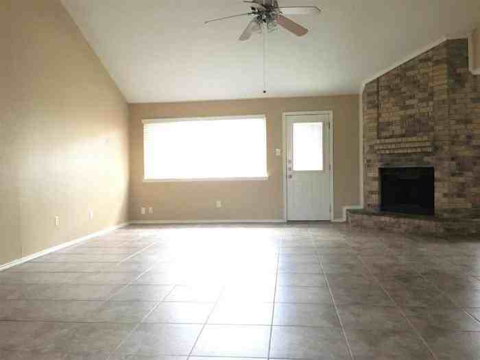 6417 Peggy Dr - Photo 2 of 11