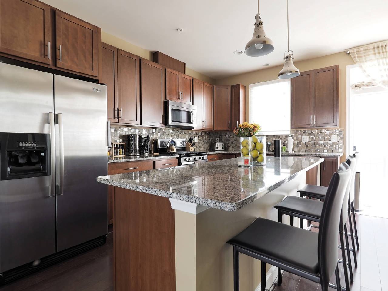 33 Meridian Ln - Photo 2 of 10