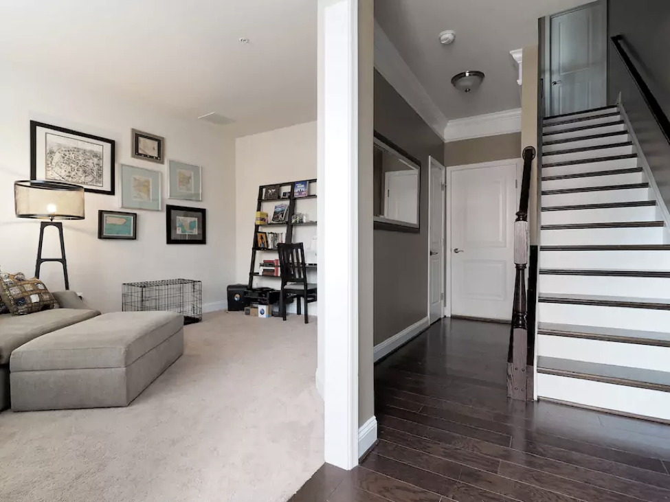 33 Meridian Ln - Photo 3 of 10