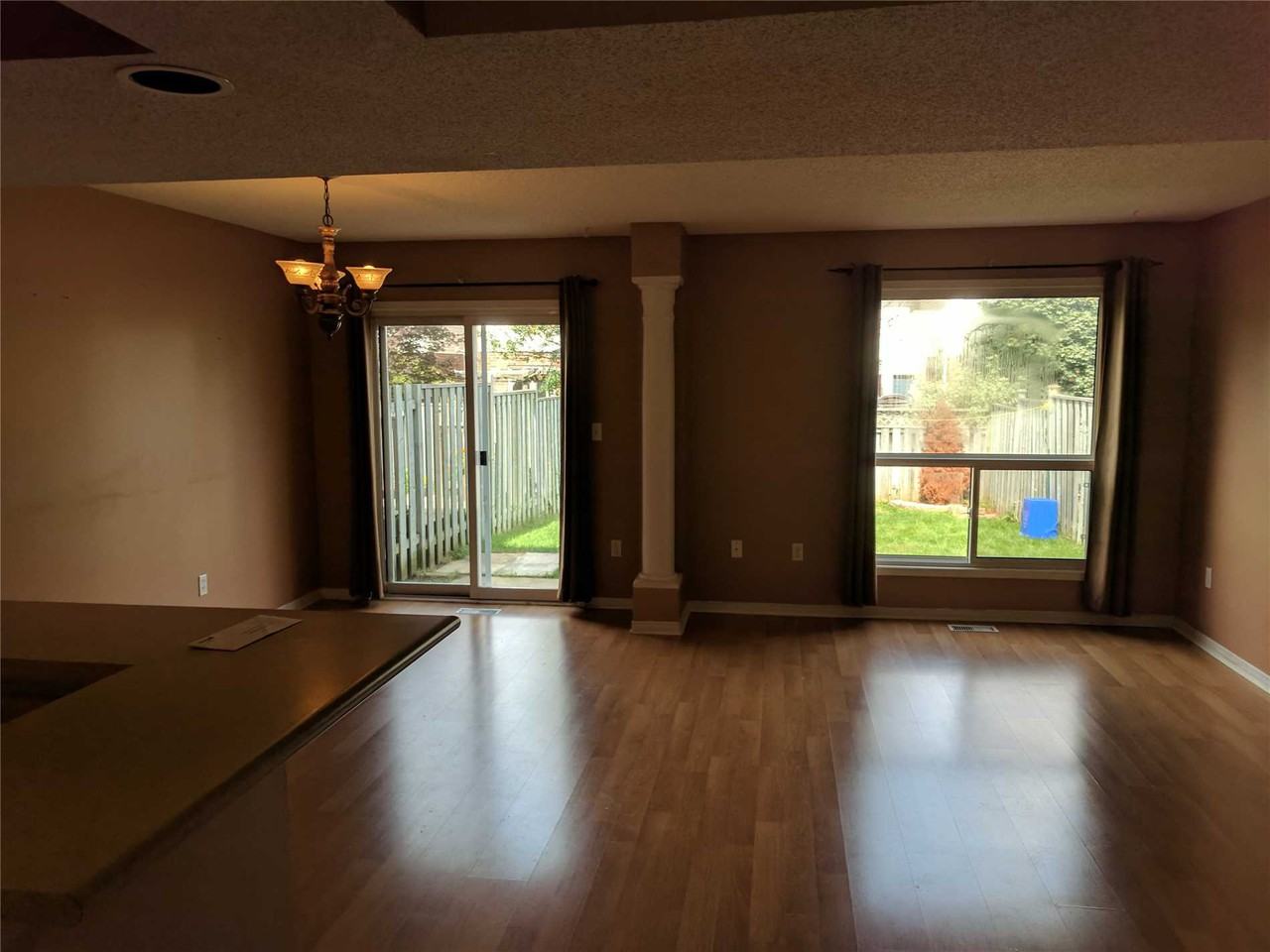 103 King William Court, Cambridge, ON N3C 4J3 3 Bedroom Apartment for