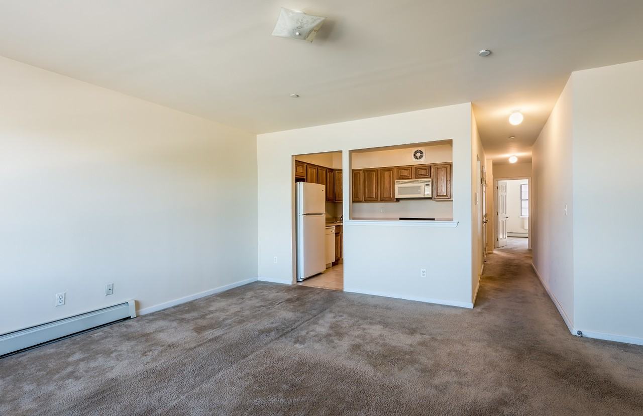 Bergen Gardens - Photo 2 of 5