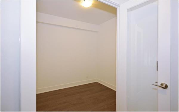 200 Bloor Street West #404