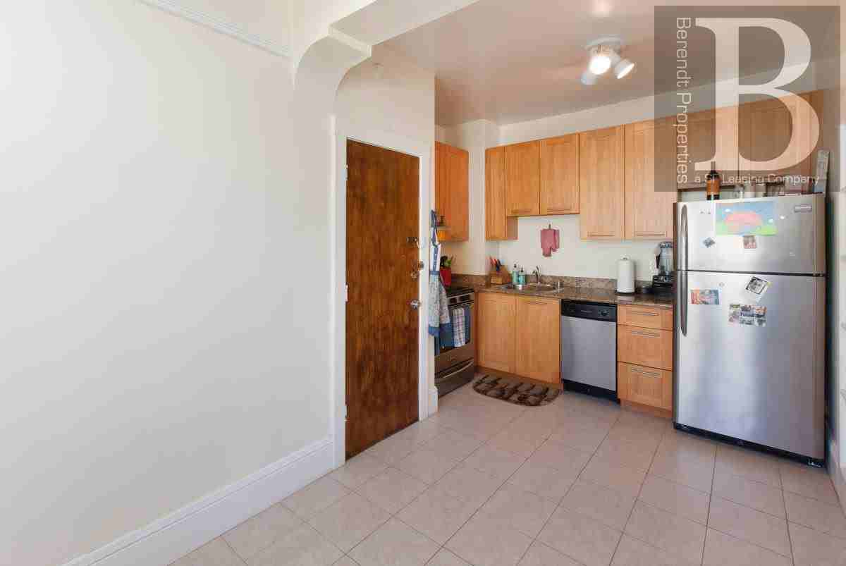 2085 Hayes Street - Photo 3 of 8