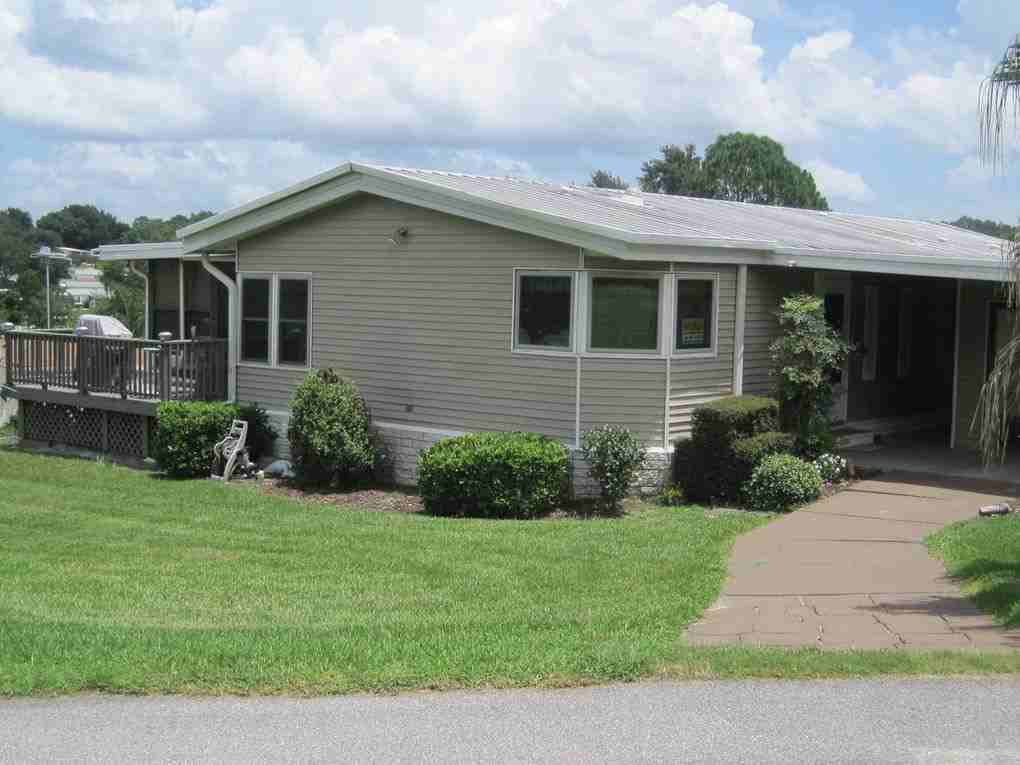 712 Bishop Dr - Photo 2 of 9