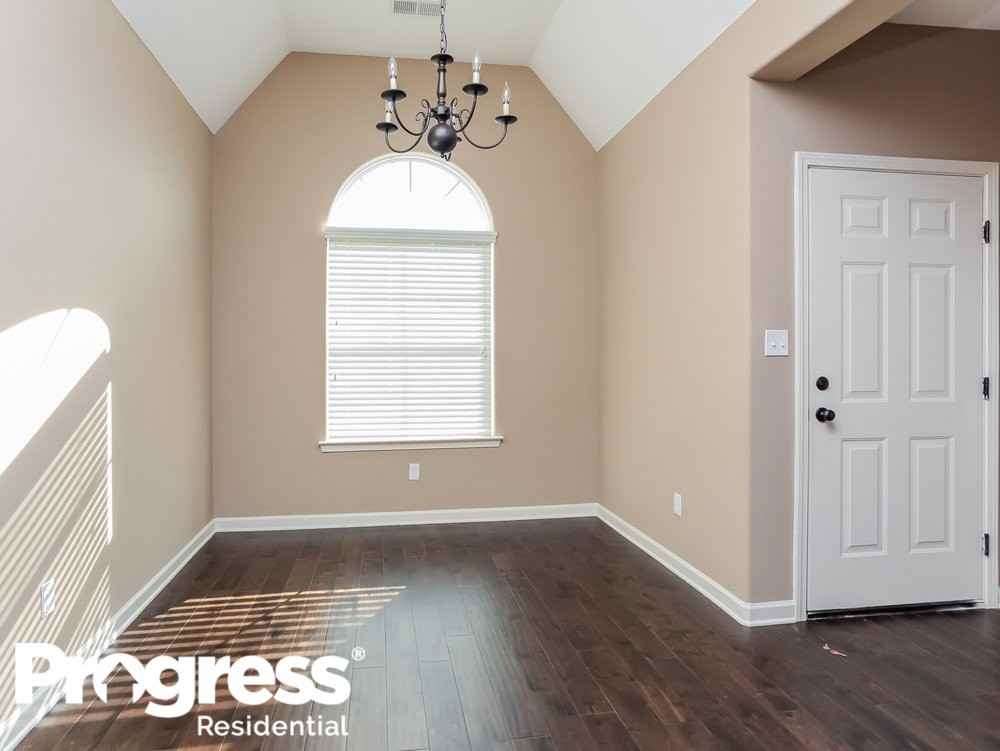 6944 Snowshoe Dr - Photo 2 of 15