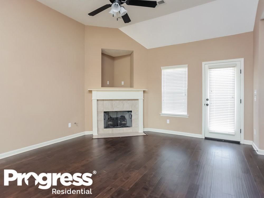 6944 Snowshoe Dr - Photo 3 of 15