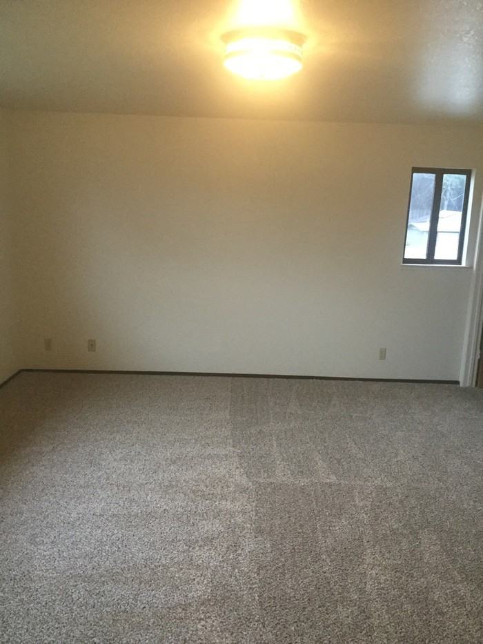 22697 Vermont St - Photo 2 of 19