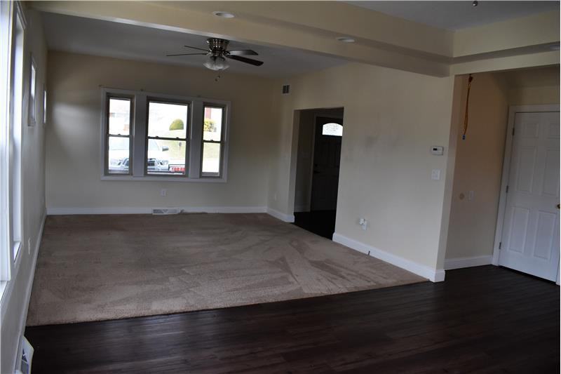 303 Canton Rd - Photo 2 of 34