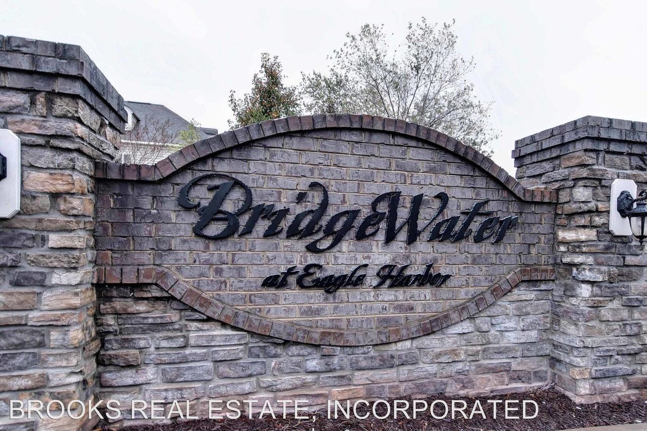 1905 James River Trail - Photo 2 of 18