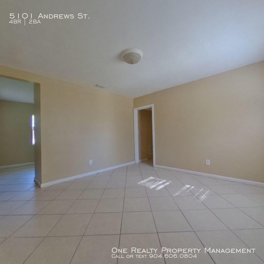 5101 Andrews St - Photo 2 of 16