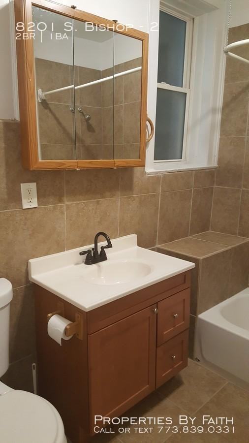 8201 S Bishop St - Photo 2 of 45