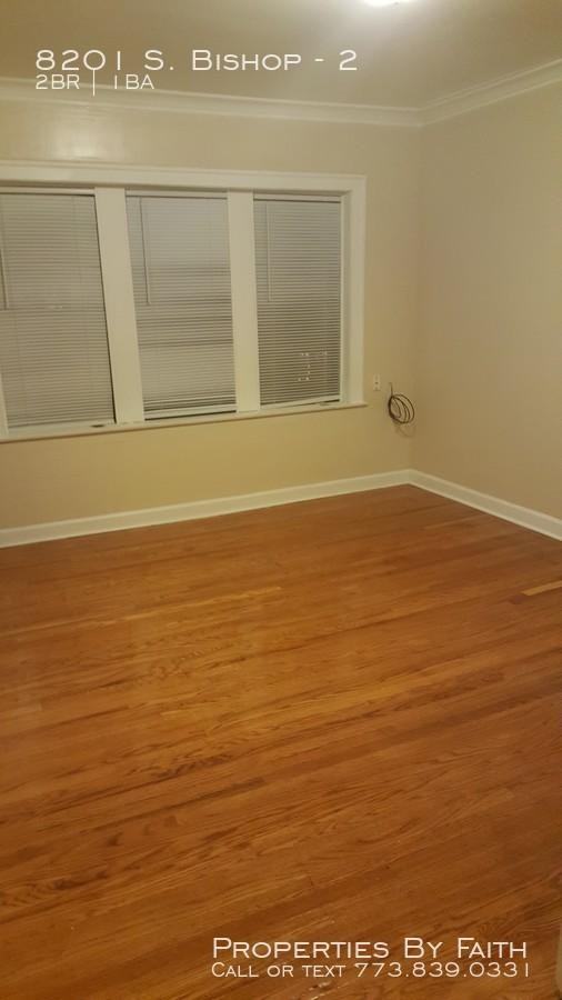 8201 S Bishop St - Photo 3 of 45