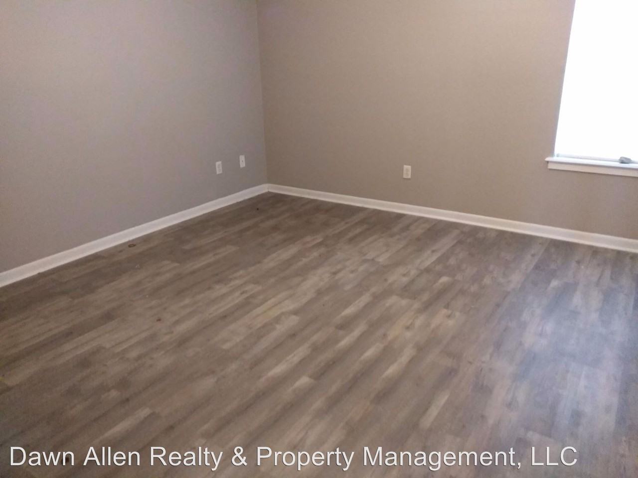 517 Melton Dr - Photo 2 of 3