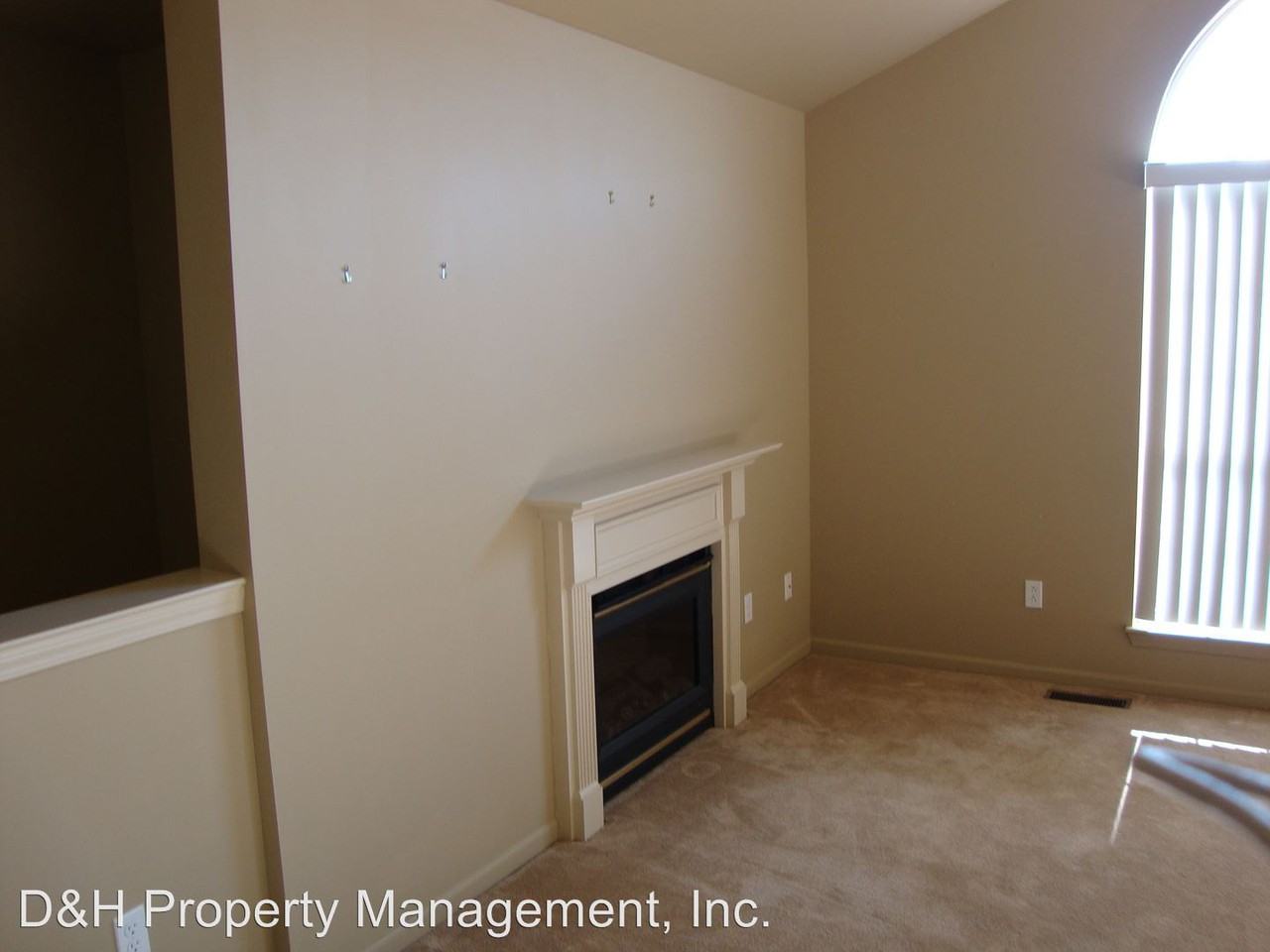 13211 Chesapeake Cir - Photo 2 of 15