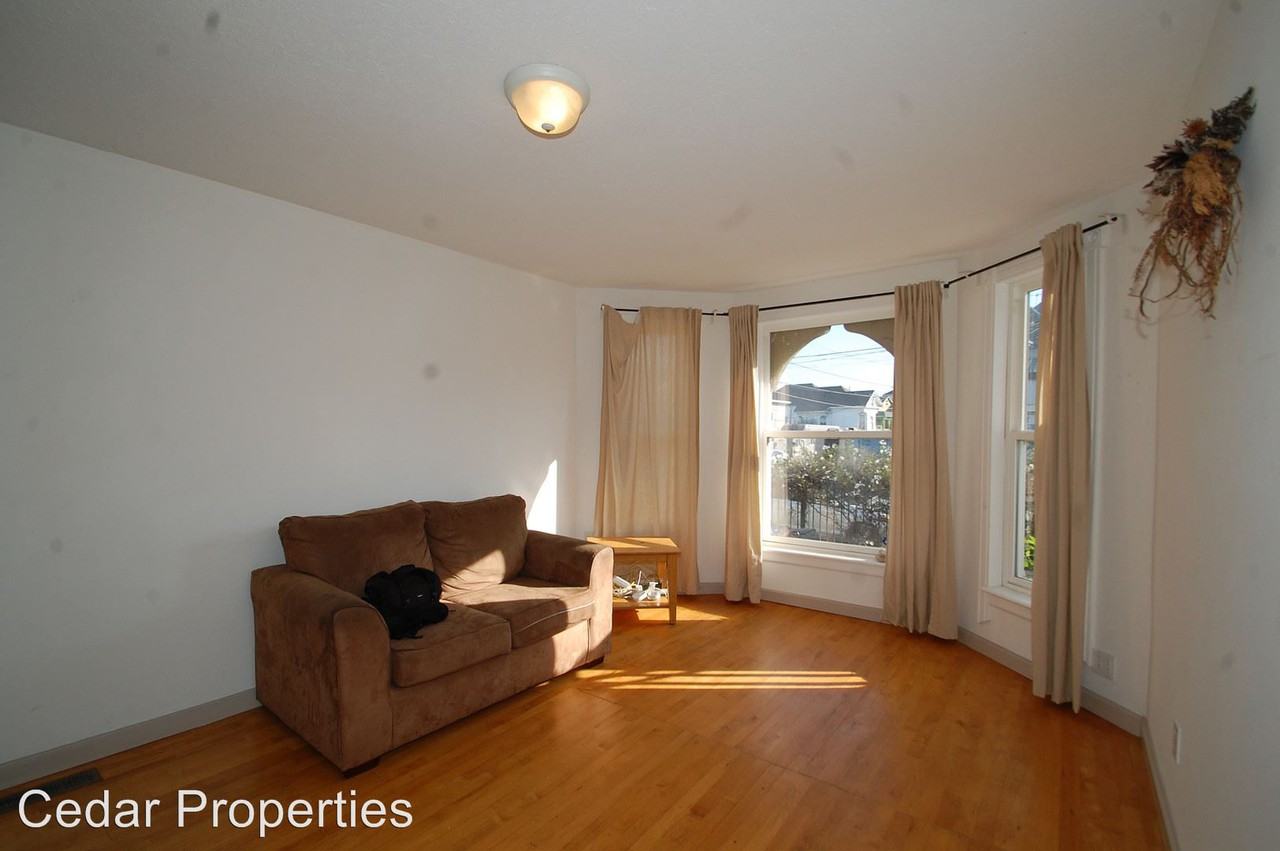 2031 Market St - Photo 2 of 23