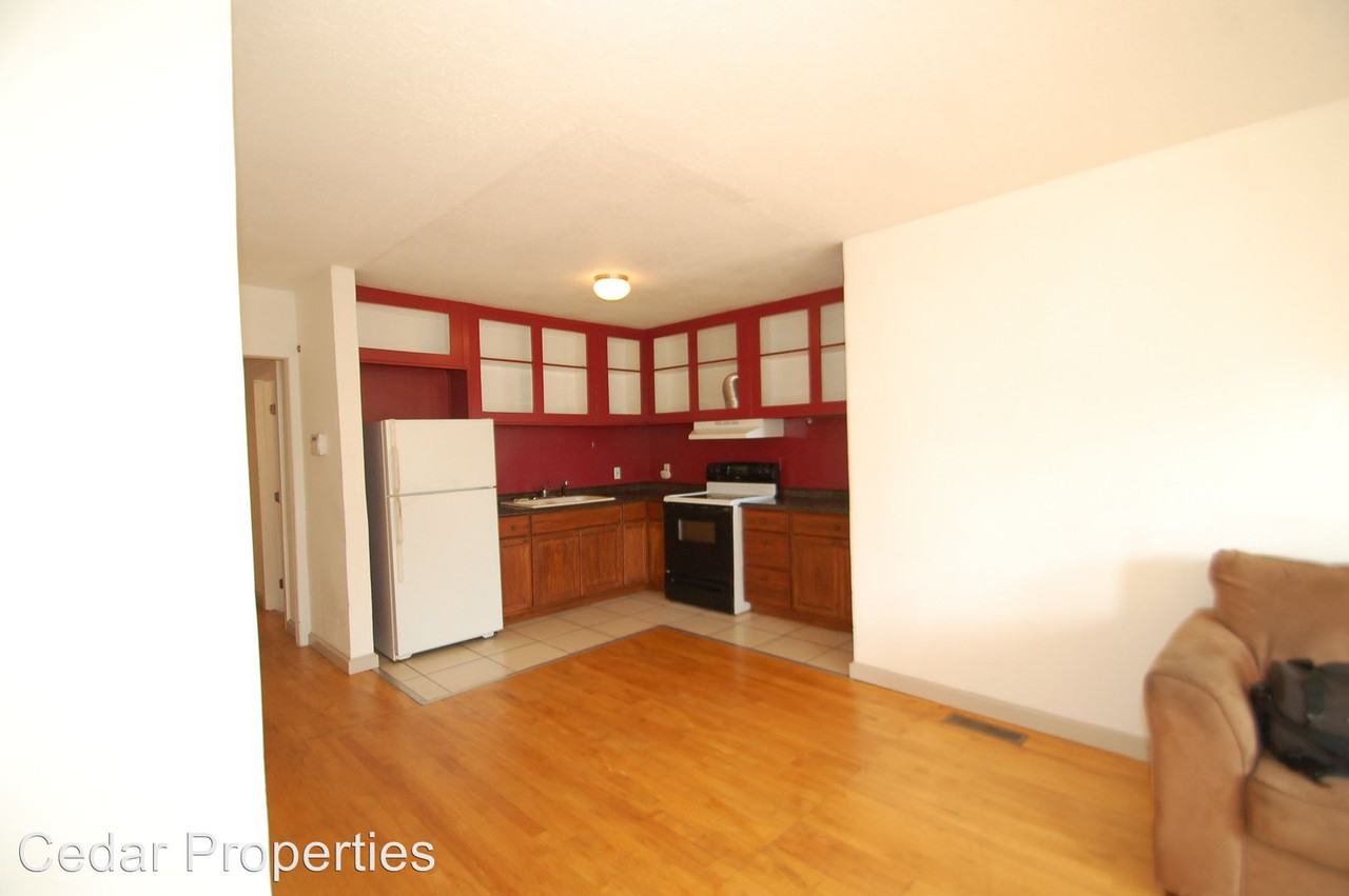 2031 Market St - Photo 3 of 23