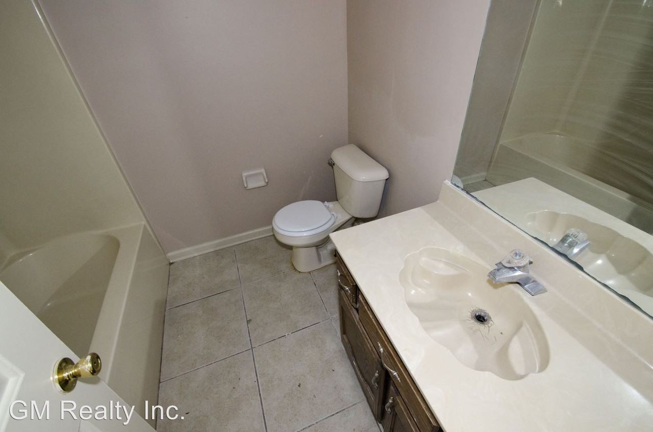 5528 Mal Cove - Photo 2 of 10