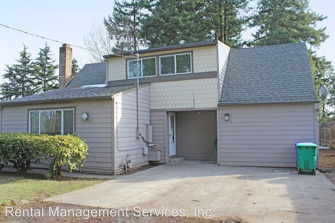 2312 NE 162nd Ave - Photo 2 of 27