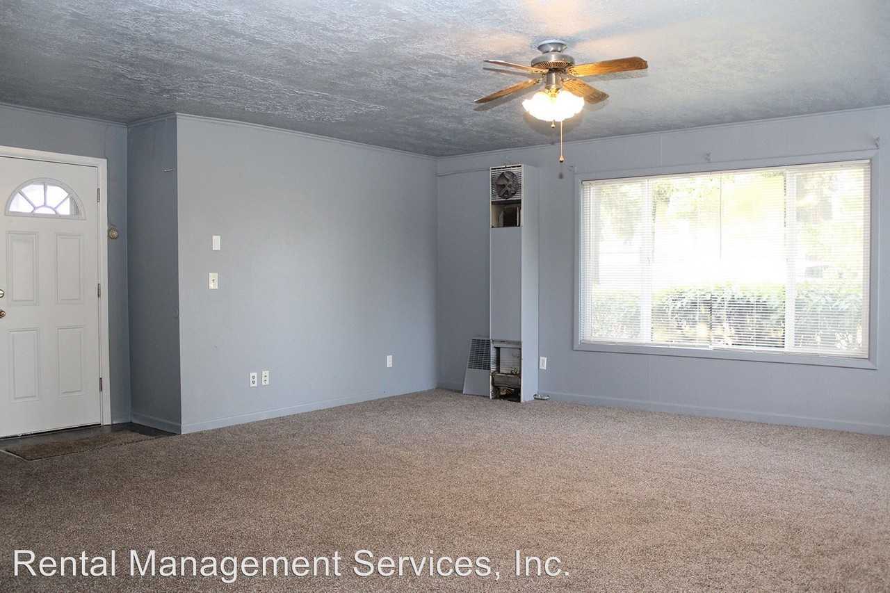 2312 NE 162nd Ave - Photo 3 of 27