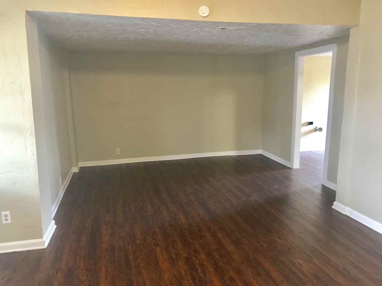 1407 Alta Vista St - Photo 2 of 12