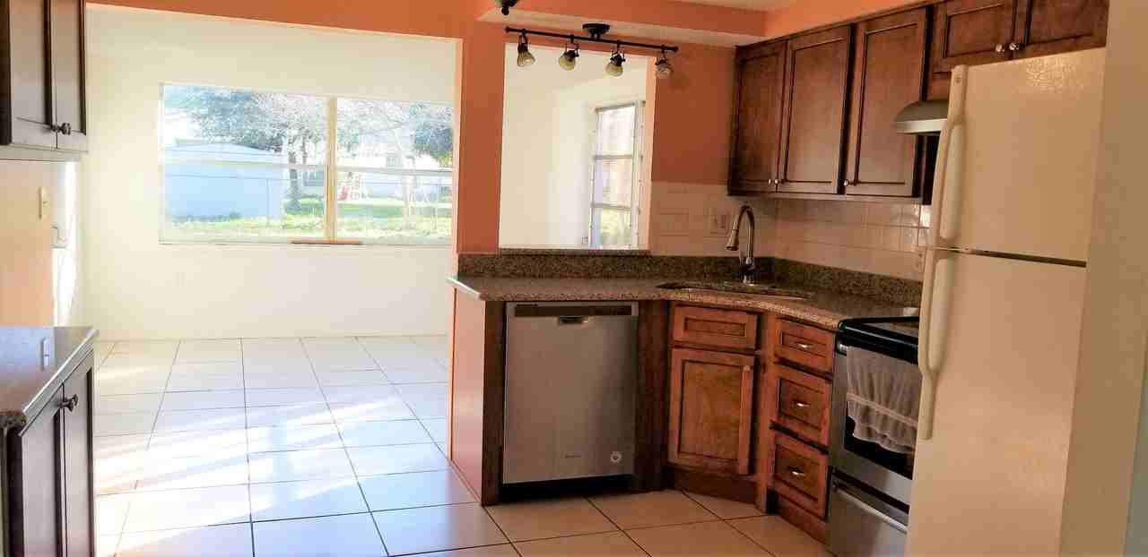 7912 Butler Ave - Photo 2 of 4