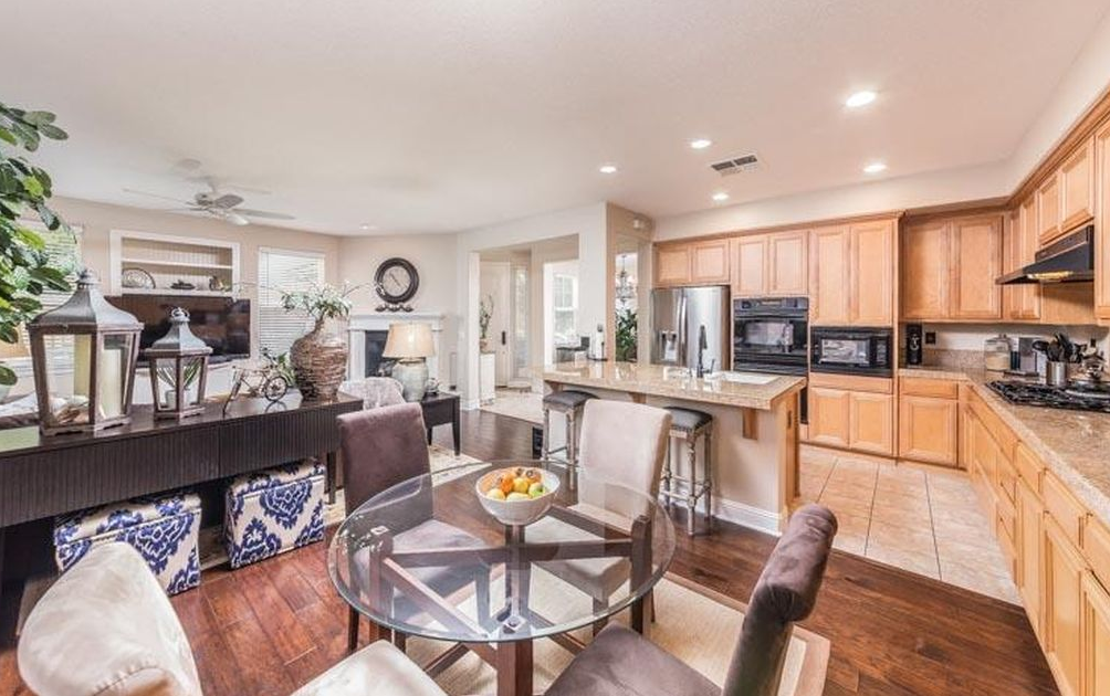 17910 Ril Marianna Ct - Photo 2 of 15