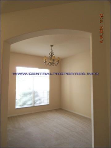 1259 Legendary Blvd - Photo 3 of 10