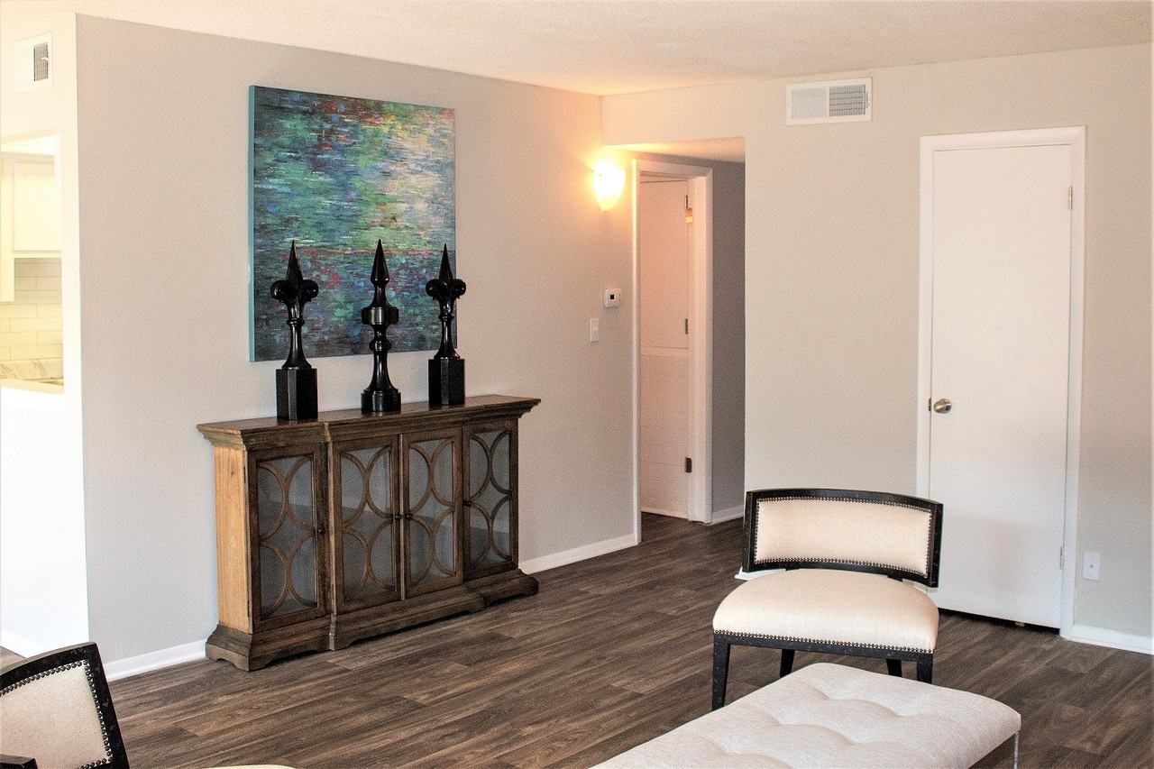 1551 Sam Rittenberg Blvd - Photo 2 of 18