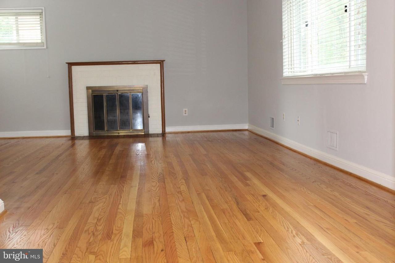 6801 40th Ave - Photo 2 of 9