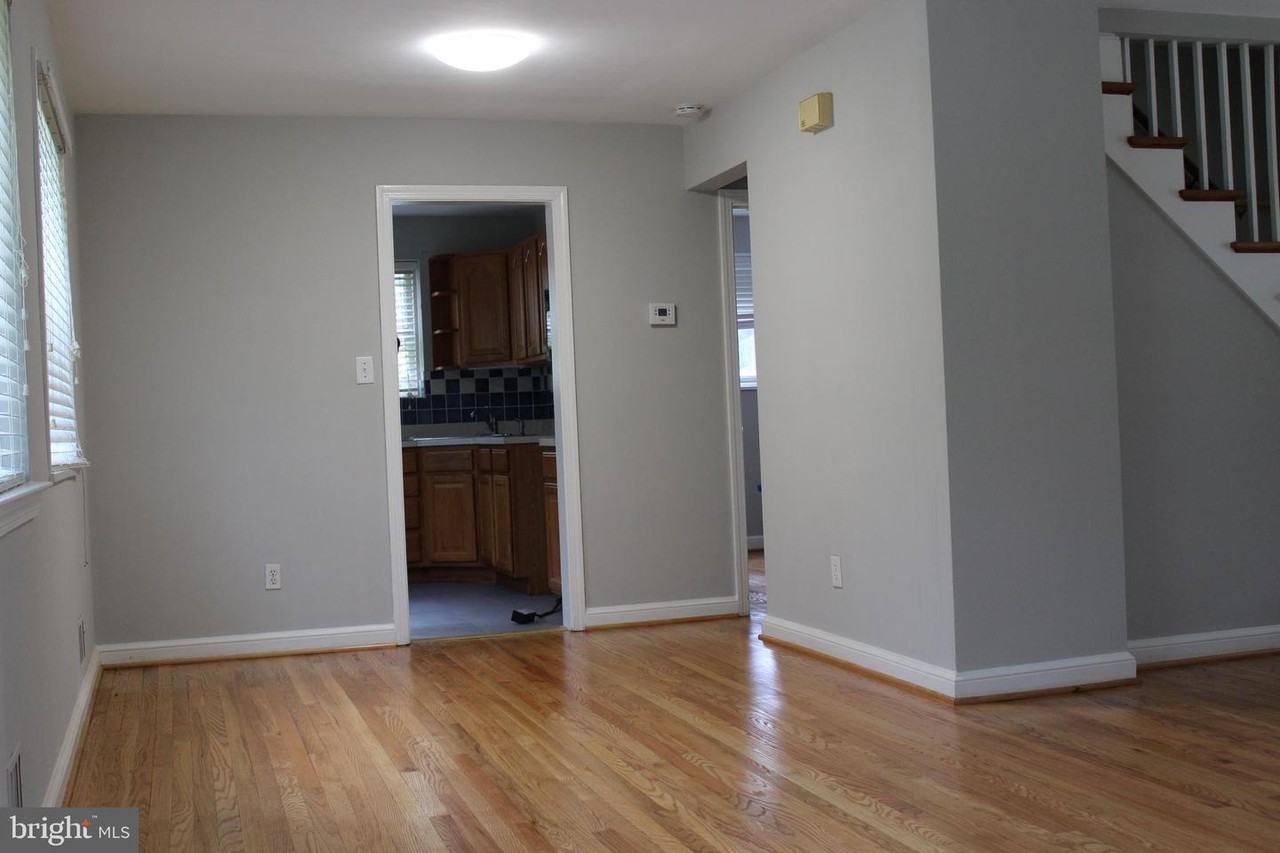 6801 40th Ave - Photo 3 of 9