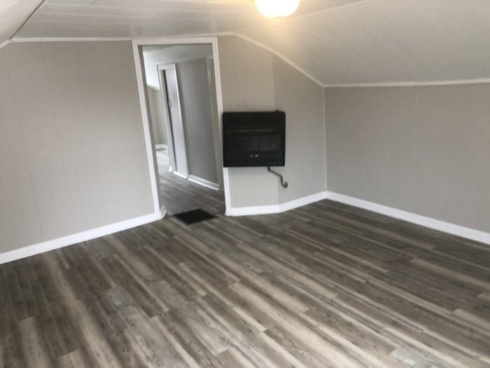 111 E Hendricks St - Photo 3 of 13