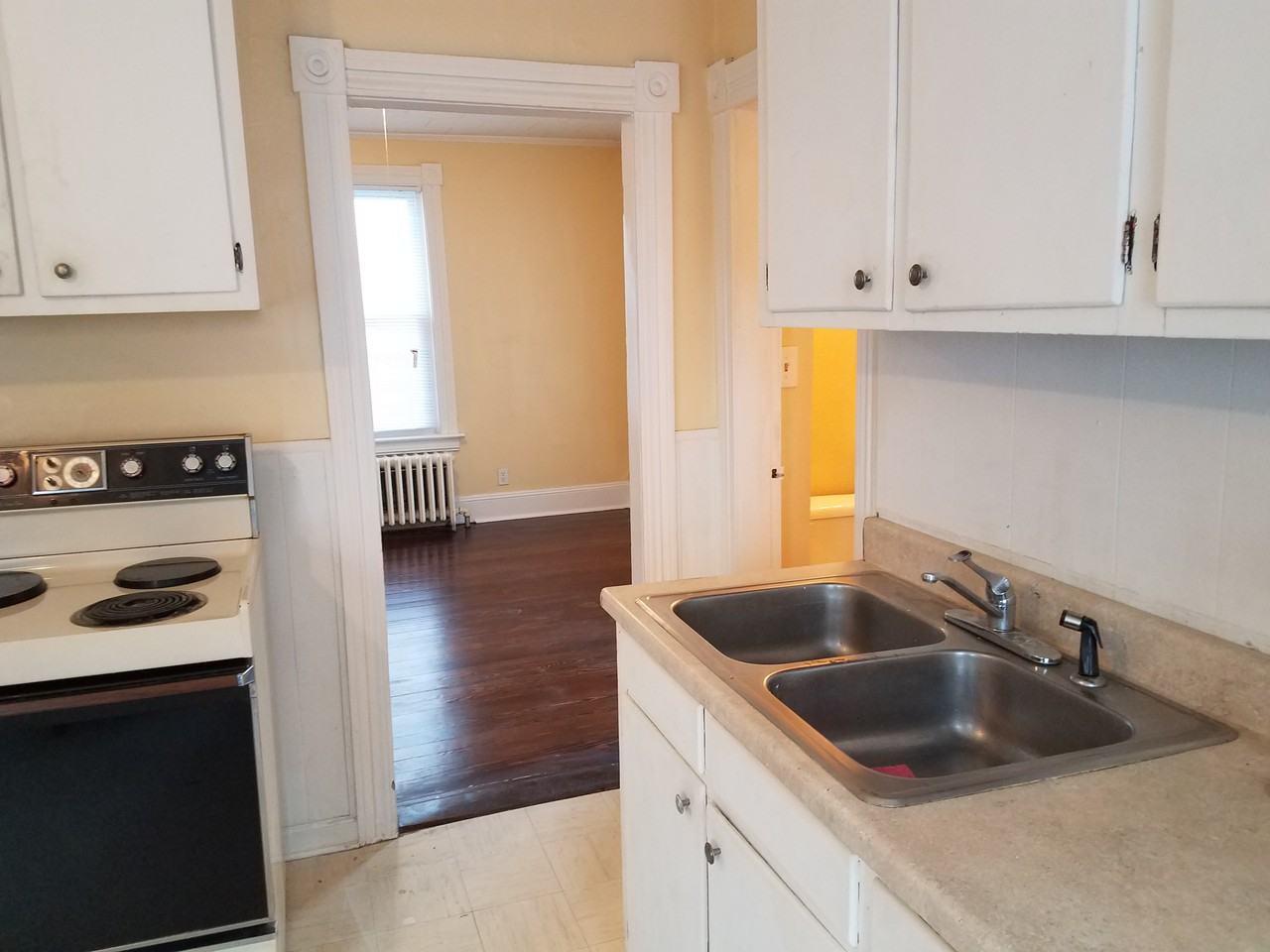 31 Beach Ave #1 - Photo 2 of 14